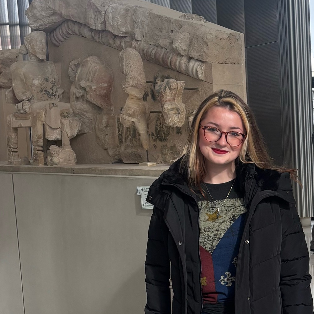 Meet your Posher, Geneice